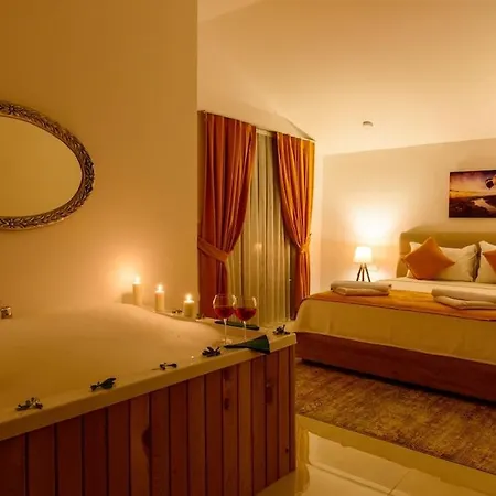 Villa Verdora - 4 Bedroom In Oludeniz Hisaroenue Fethiye