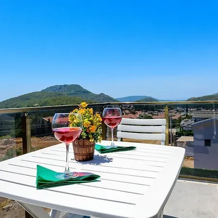 Verdora - 4 Bedroom In Oludeniz Hisaroenue Villa *