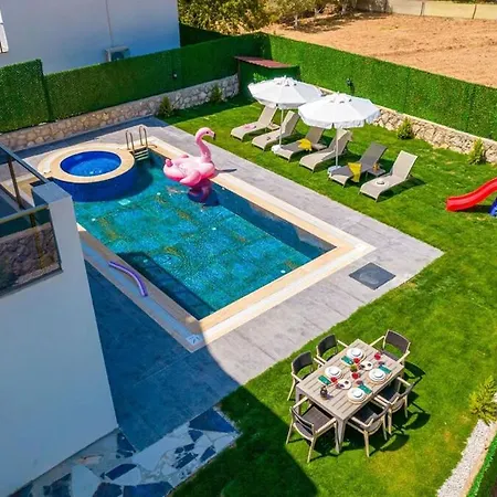 Verdora - 4 Bedroom In Oludeniz Hisaroenue Villa *