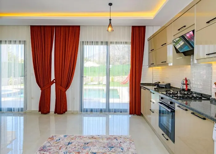 Verdora - 4 Bedroom In Oludeniz Hisaroenue Villa