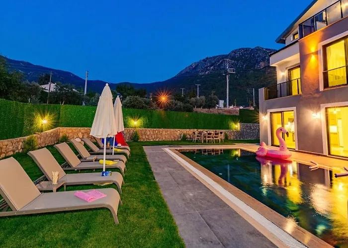 Verdora - 4 Bedroom In Oludeniz Hisaroenue Villa Fethiye