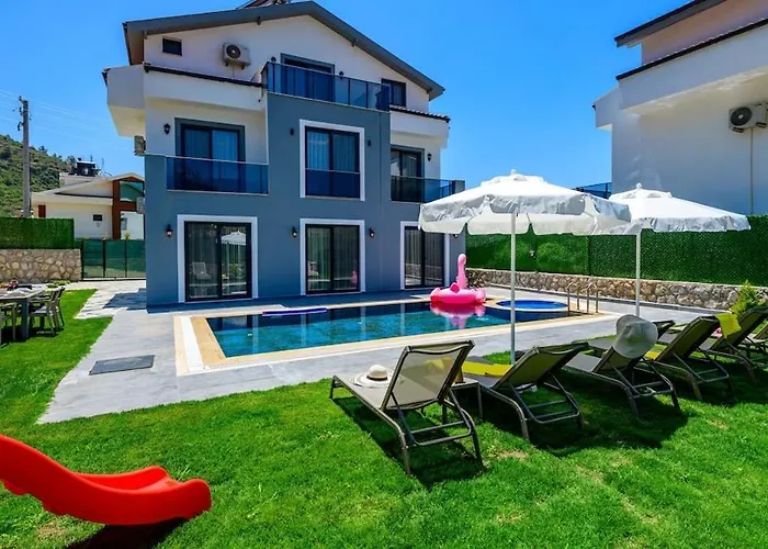 Verdora - 4 Bedroom In Oludeniz Hisaroenue Villa *