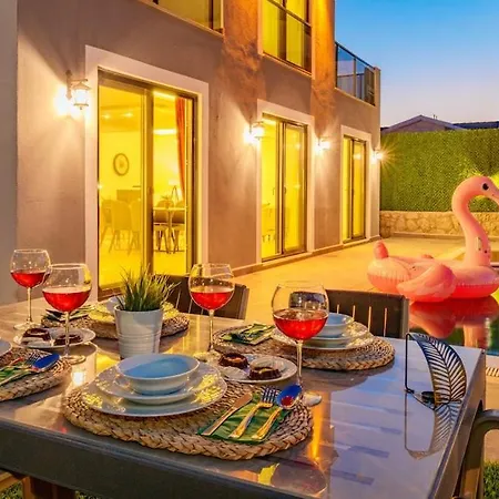 Verdora - 4 Bedroom In Oludeniz Hisaroenue פאטהיה